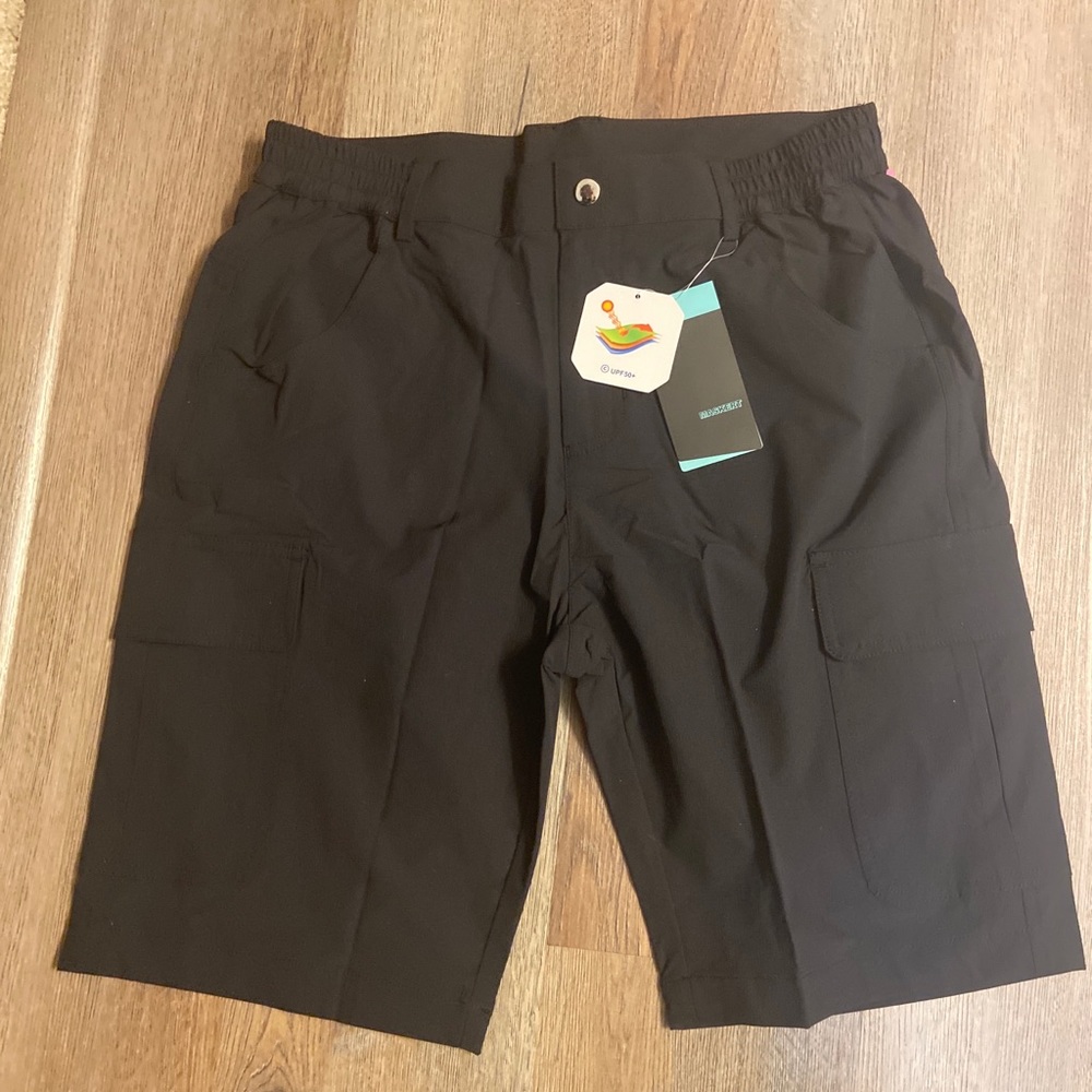 Mens masket medium black shorts NWT